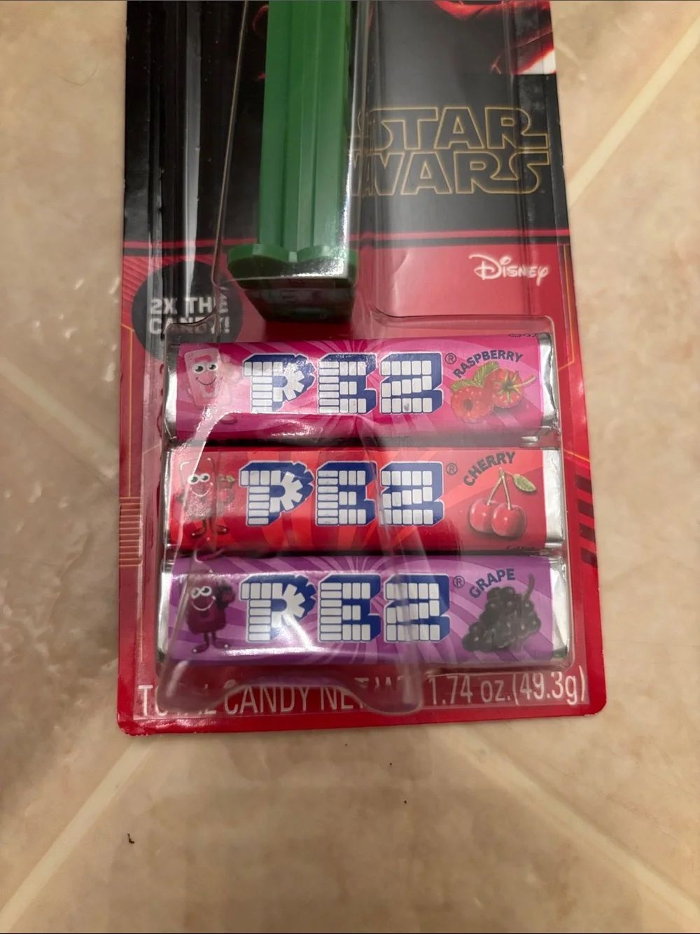 Disney Star Wars Green and White PEZ Candy Dispenser(Droid D-O)